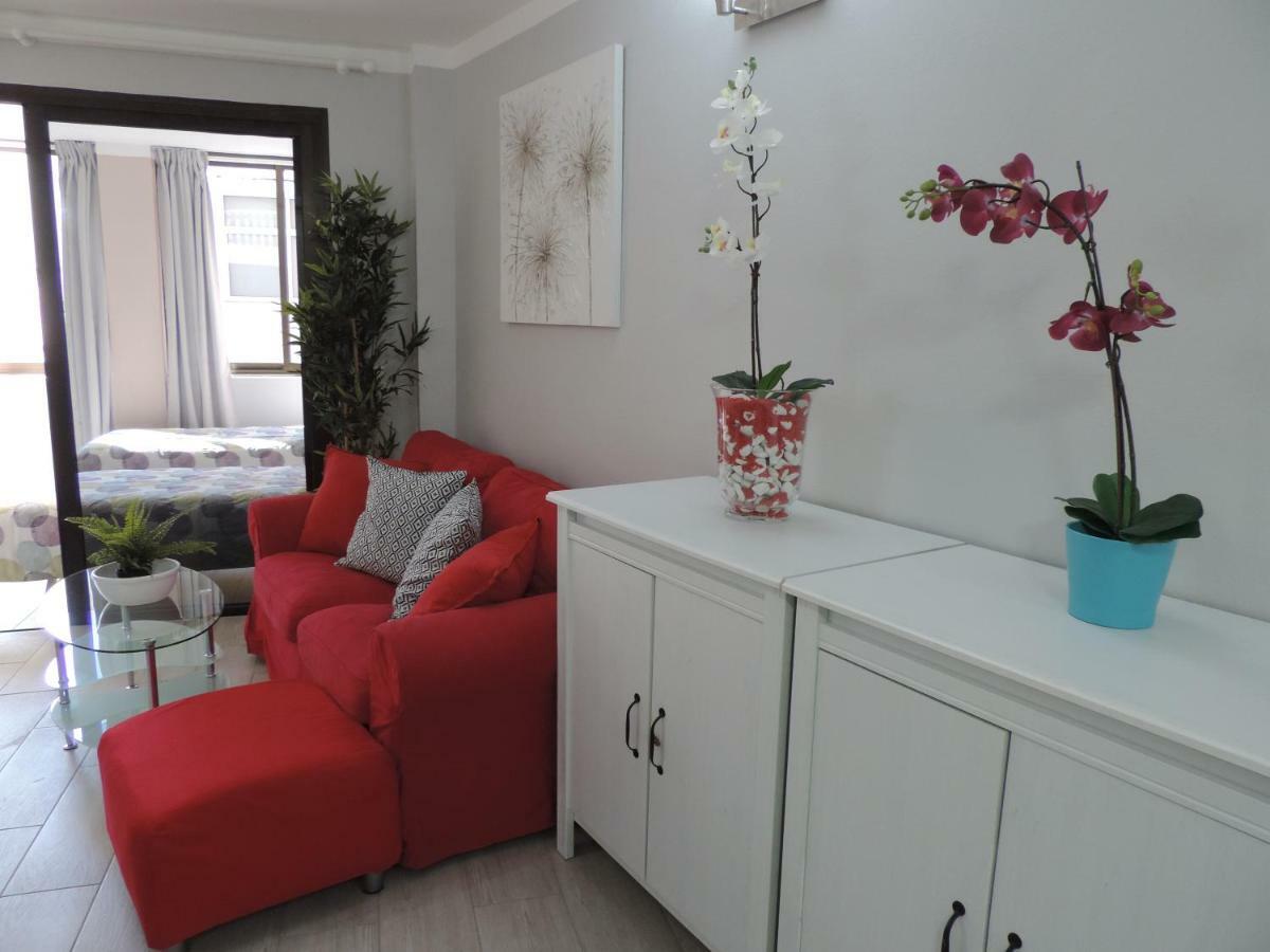 Piso Puerto Naos A 1 Minuto De La Playa Apartment Puerto De Naos Luaran gambar